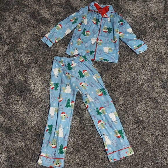 Star Wars Other - Star Wars The Mandalorian Baby Yoda Christmas Holiday Pajama Set Light blue 6/7